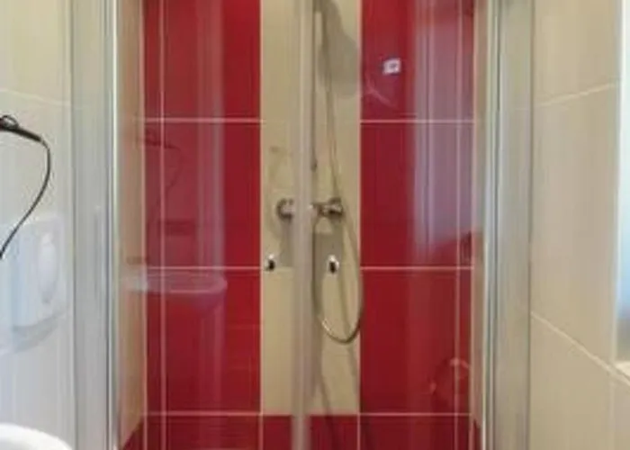 بيت للعطل In Mit Garten By Interhome *