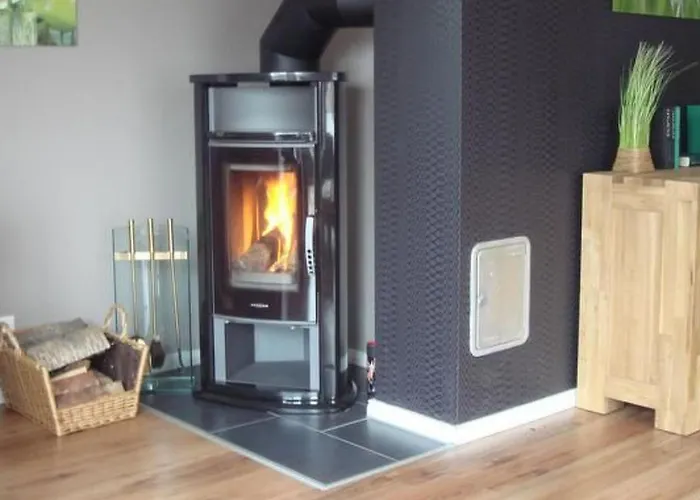 بيت للعطل In Mit Garten By Interhome *